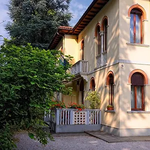 https://casa-villa-gardenia.hotelinveneto.com